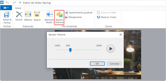 Botão Ajustar Volume na barra de ferramentas do Editor de Vídeo